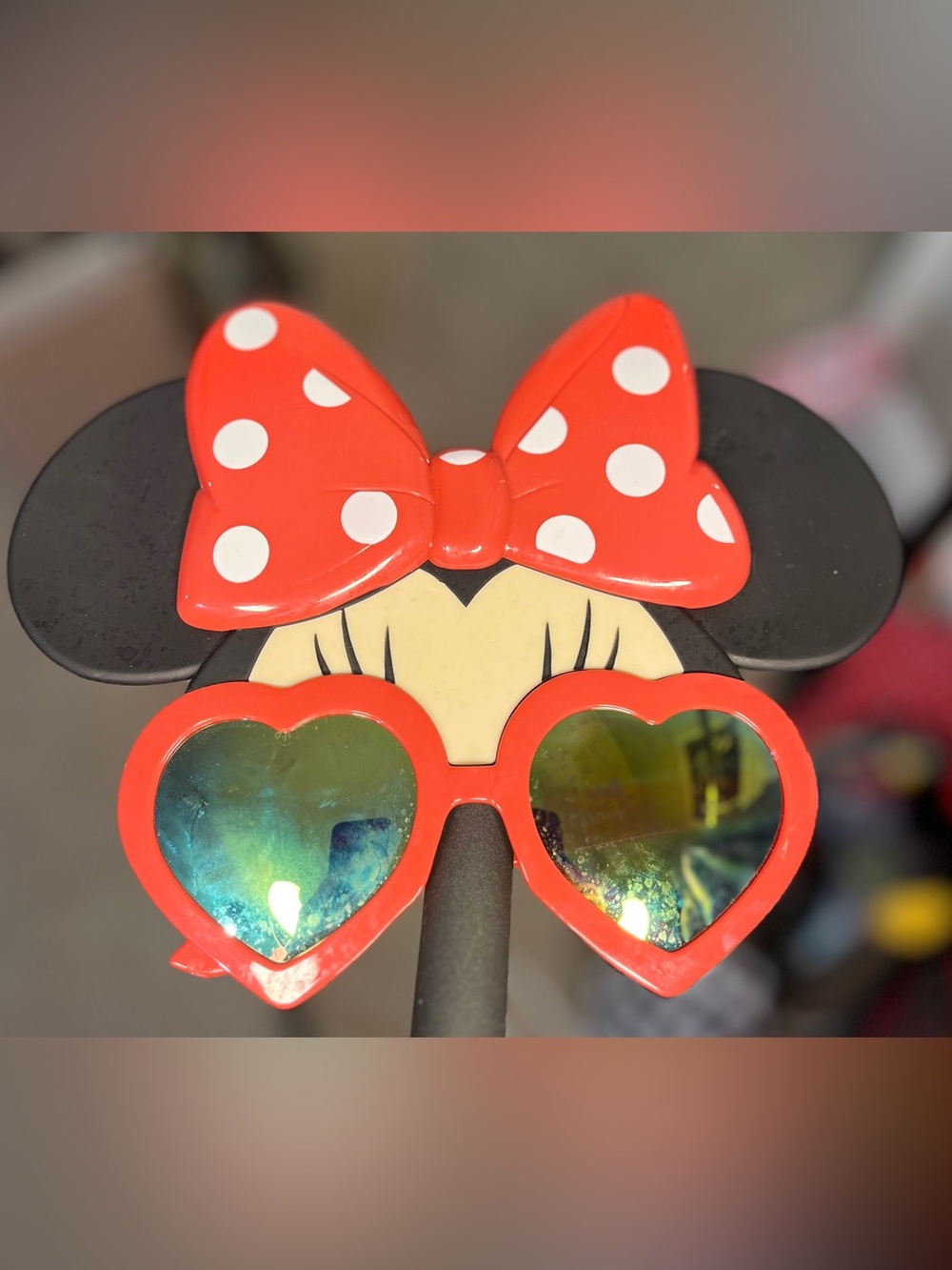 Red Polka Dot Minnie Bow Sunglasses Sunglass Stand